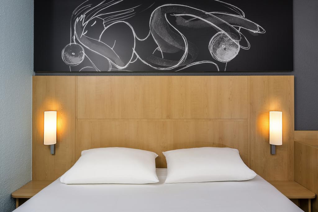Ibis Roscoff Hotel Buitenkant foto